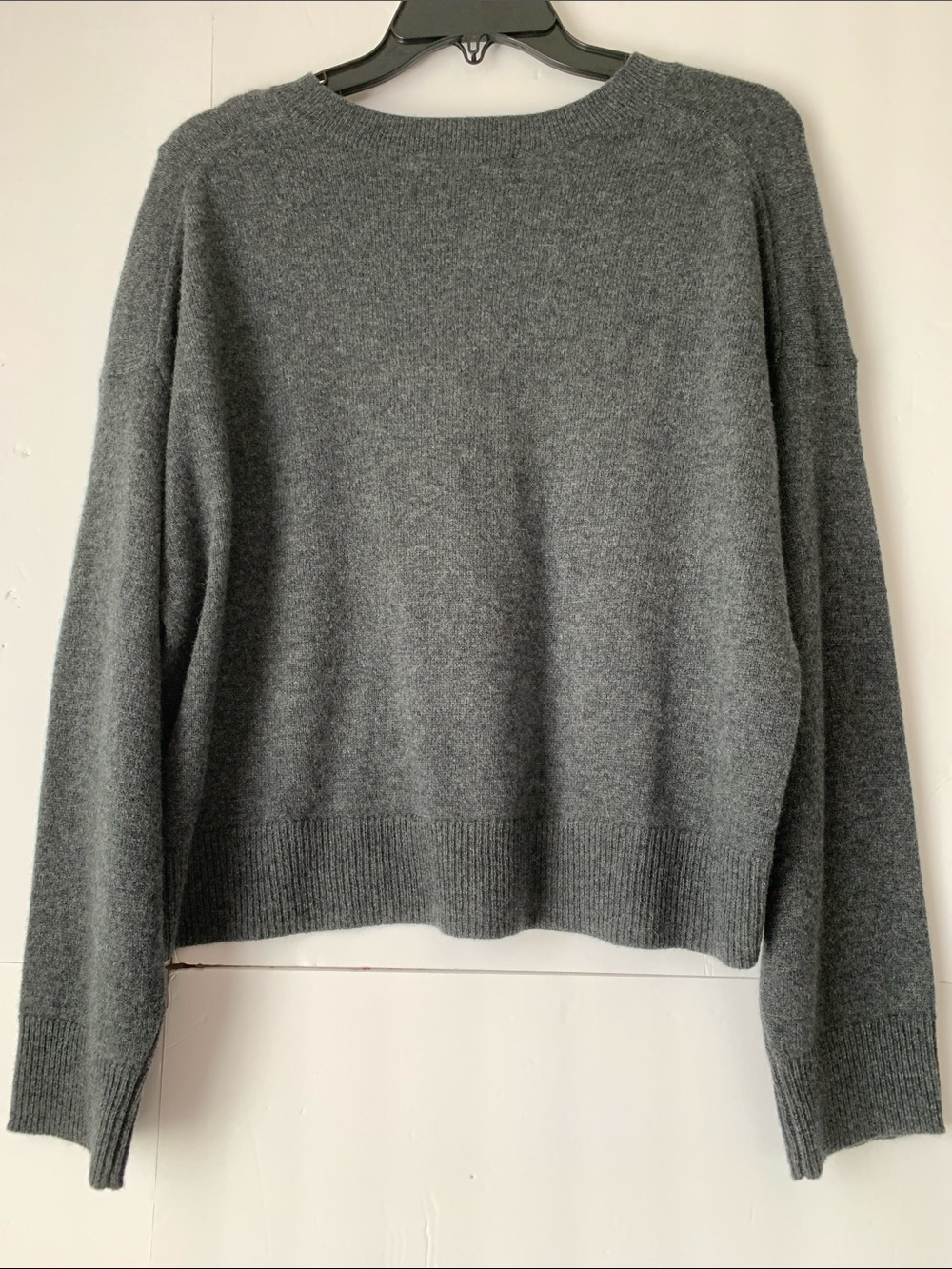NWT ANTONIO MELANI Charcoal Gray Crewneck Pocket Sweater Size M - Picture 2 of 6